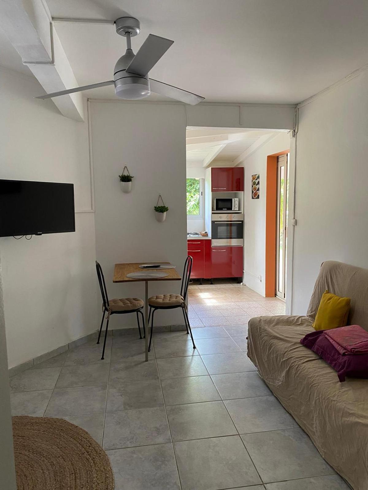 Sympa Aquaverde entre mer et campagne Le Gosier  Extérieur photo