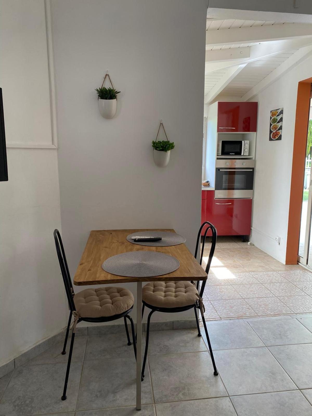 Sympa Aquaverde entre mer et campagne Le Gosier  Extérieur photo